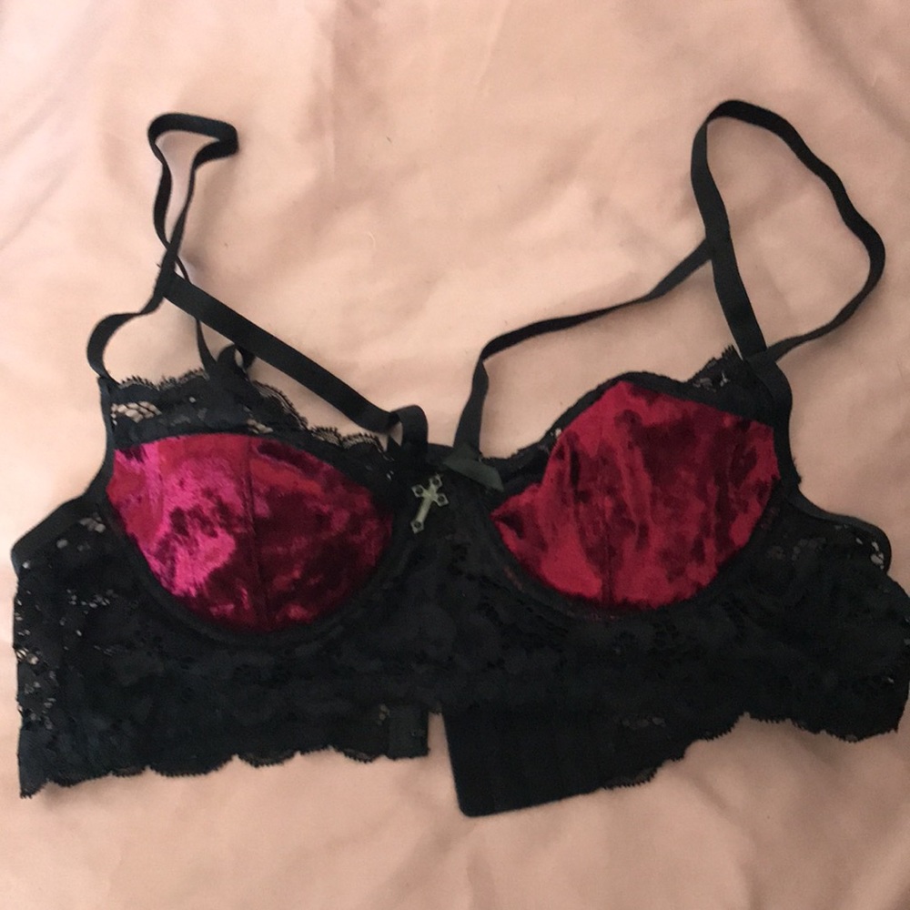 Kill star lingerie set. - Picture 6 of 9